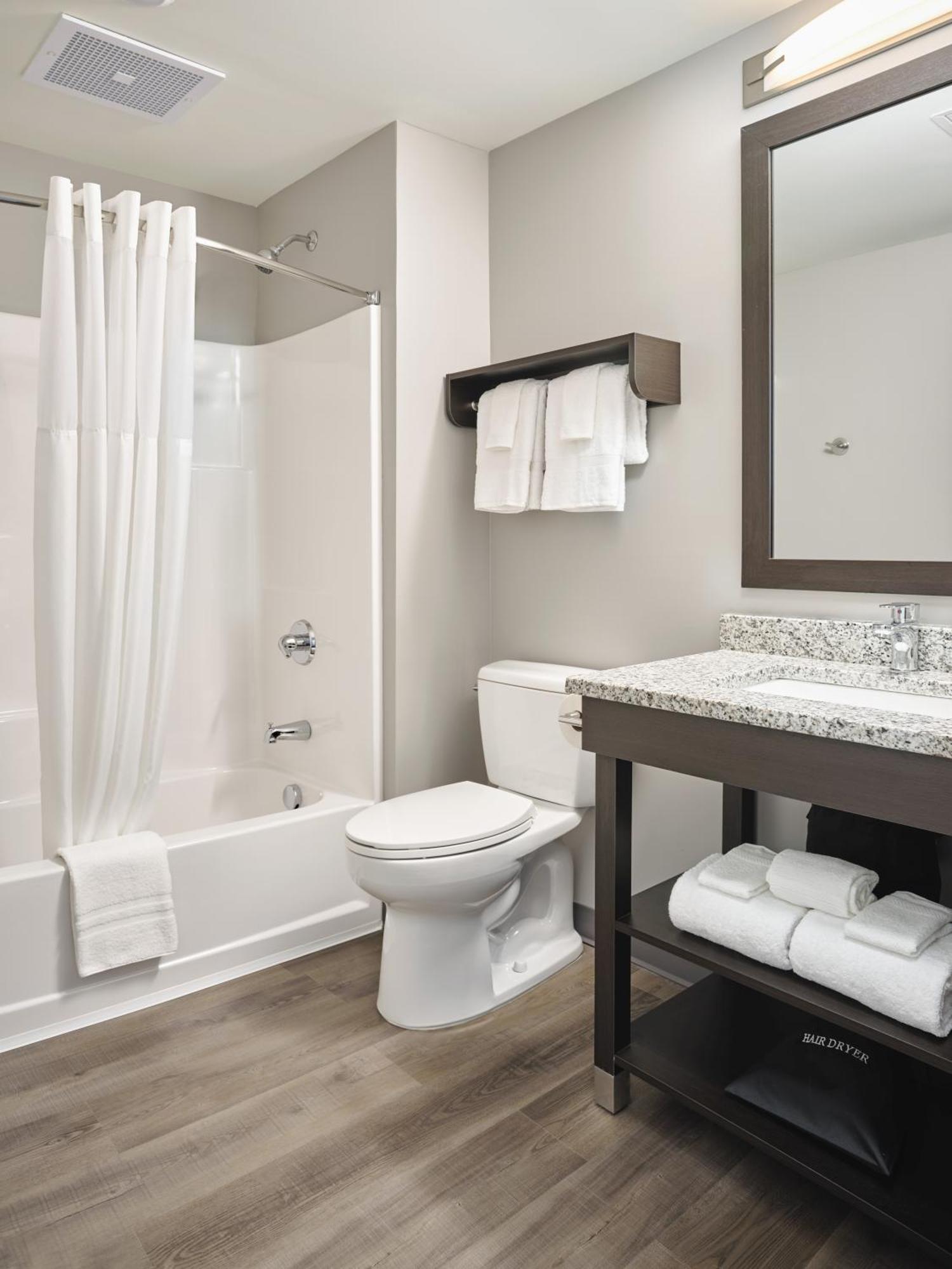 Stayapt Suites Atlanta-Newnan Ngoại thất bức ảnh